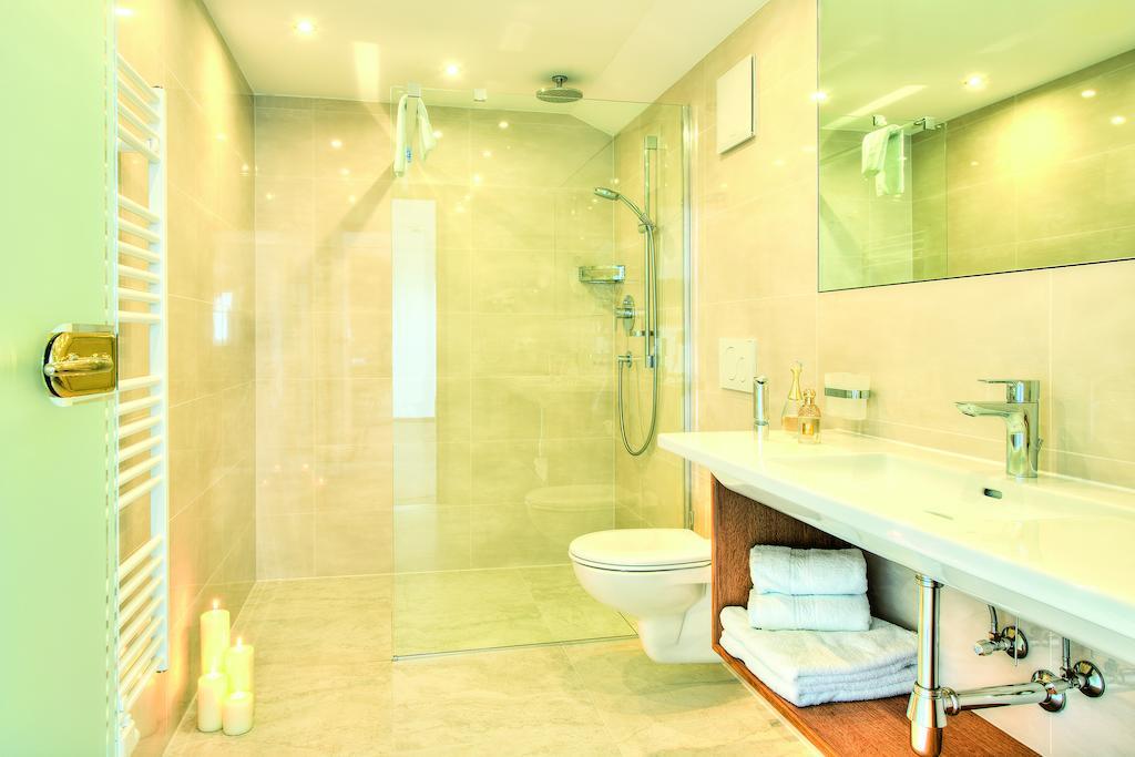 Hotel Garni Urezza Ischgl Room photo